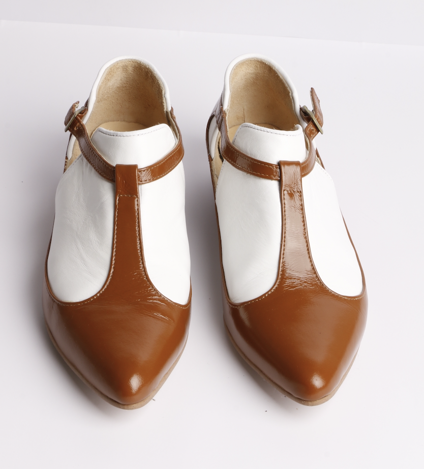 Emily_bancocaramel_manoloreyes_fron