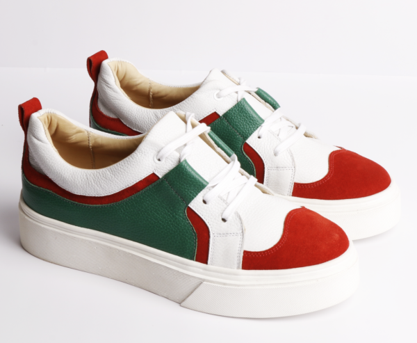 Greta Italy | Manolo Reyes