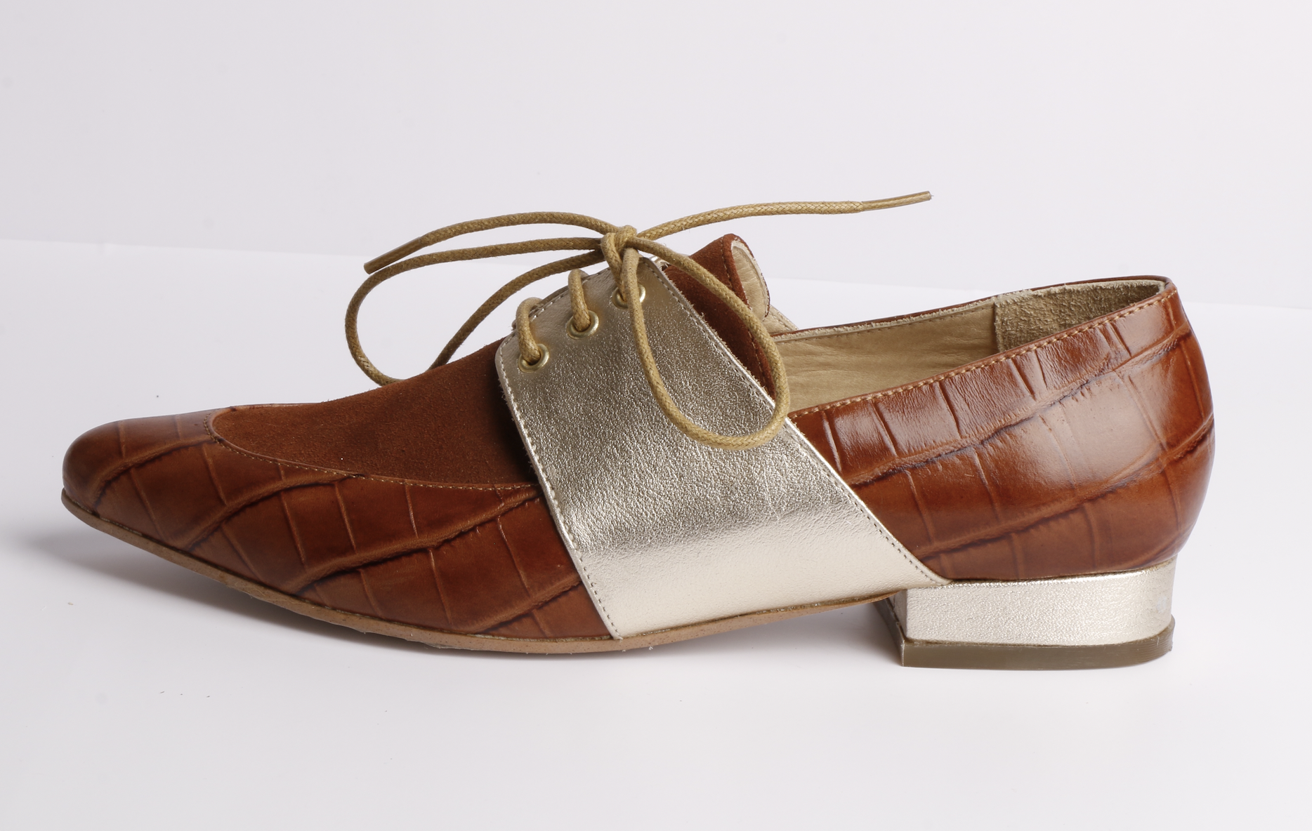 GuiliaCafe_manoloreyes_lat1