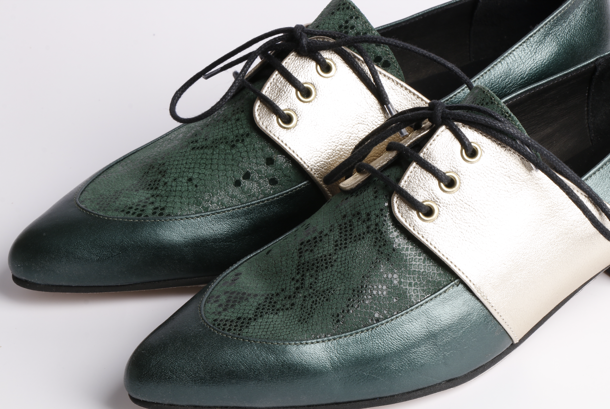 GuiliaVerde_manoloreyes_det