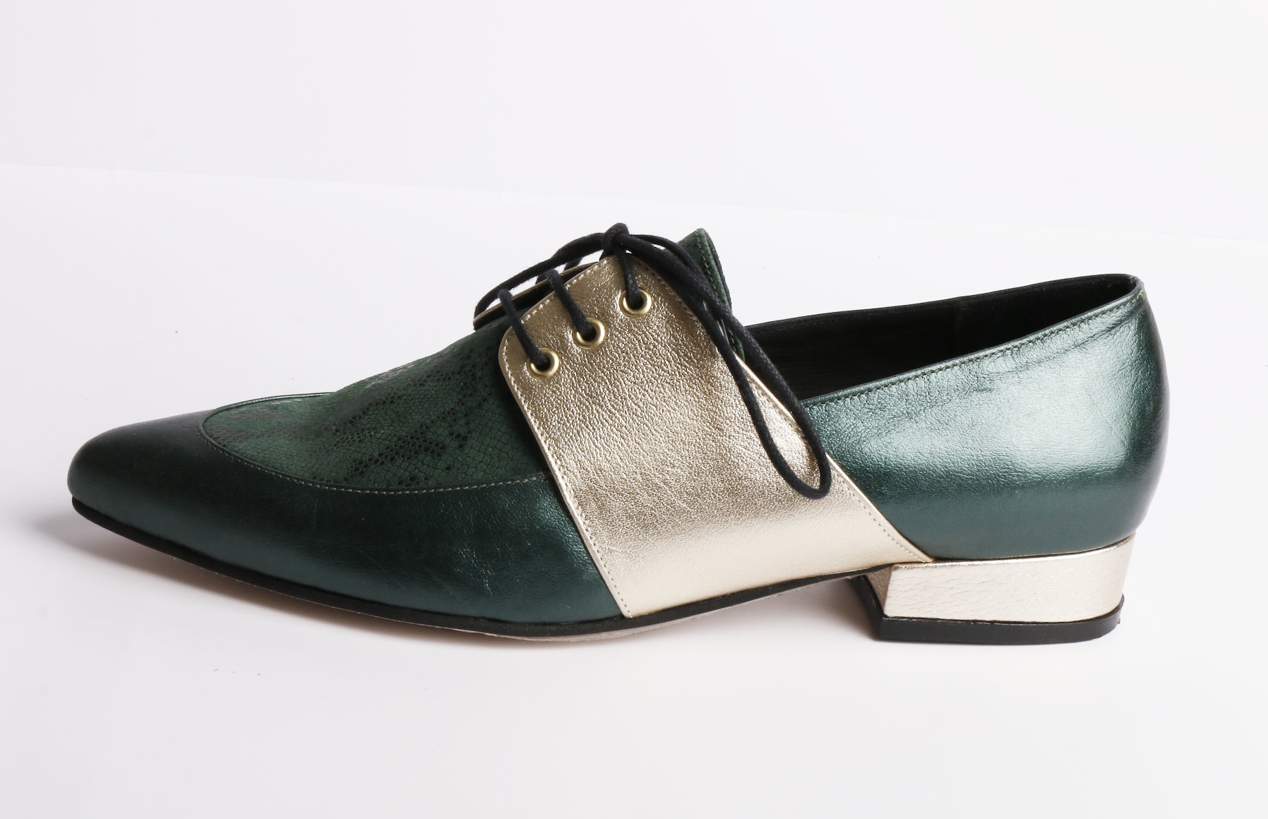 GuiliaVerde_manoloreyes_lat