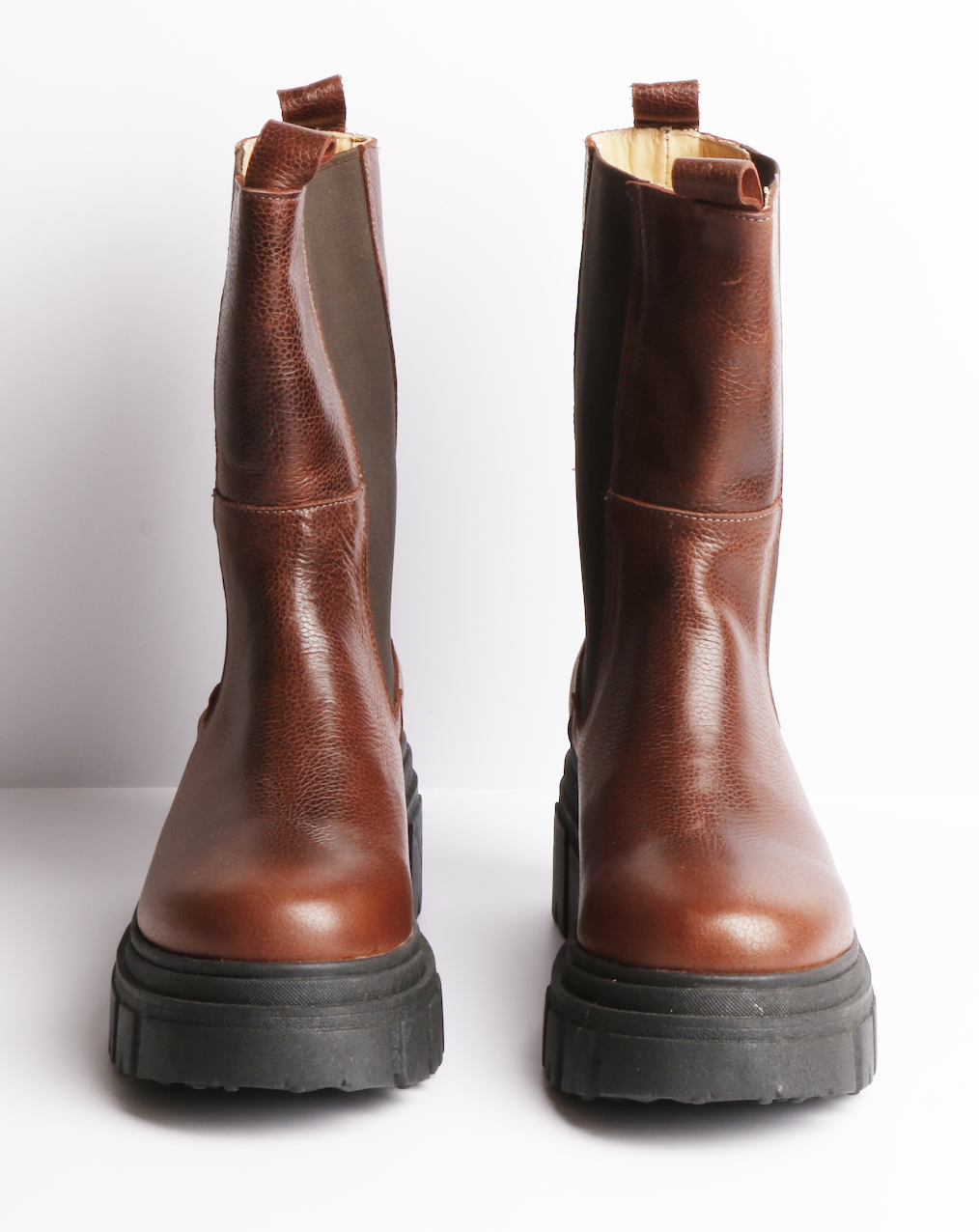 Ramola_cafe_manoloreyes_fron