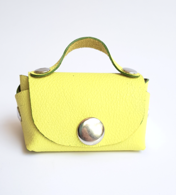 Mini carteras Chic – modelo amarelo | Manolo Reyes