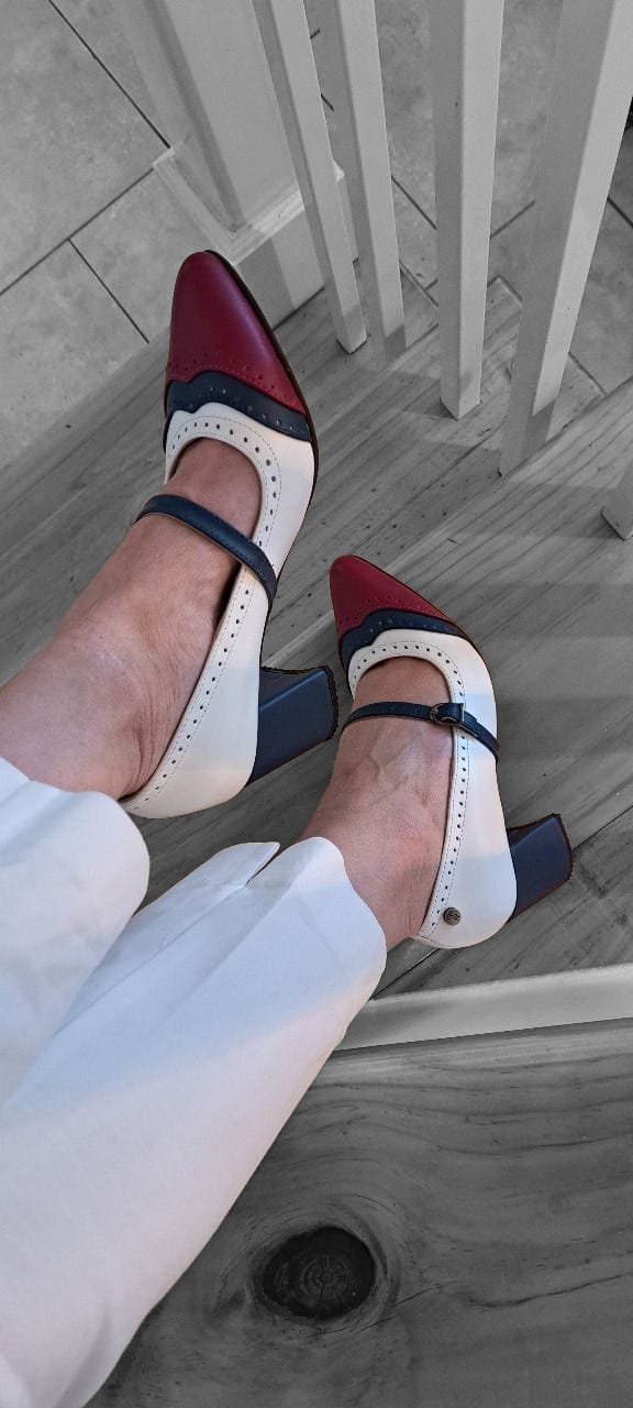 mademoiselle ÚLTIMA